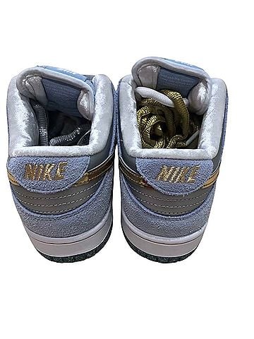 Nike Sneakers (view 2)