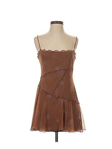 Urban Outfitters Casual Dress (view 1)