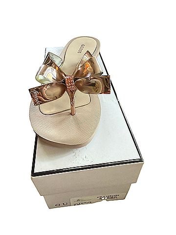 Guess Flip Flops (view 1)