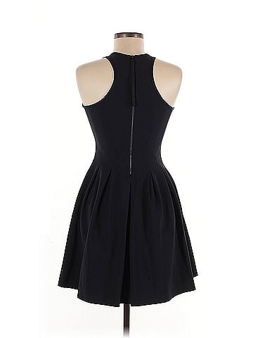 Lululemon Athletica Lululemon Athletica Cocktail Dress (view 2)