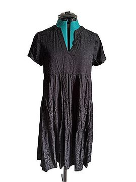 Anthropologie Black Short-Sleeve Tiered V-Neck Dress Casual Dress (view 1)