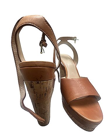 Aldo Wedges (view 2)
