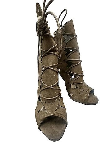 Shoedazzle Heels (view 1)