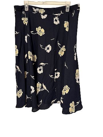 Ann Taylor Ann Taylor Casual Skirt (view 2)