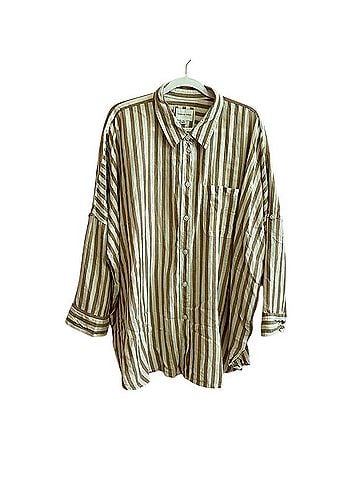 American Eagle Outfitters Long Sleeve T-Shirt (view 1)