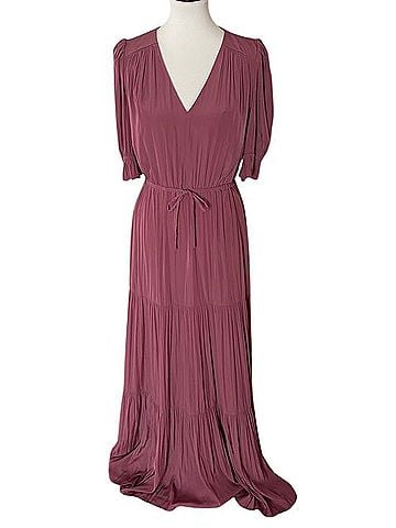 Gal Meets Glam Dahlia Casual Dress (view 1)