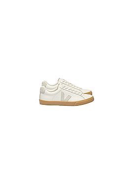 VEJA Sneakers (view 1)