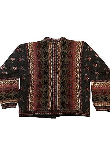 Icelandic Design Wool Cardigan (view 2)