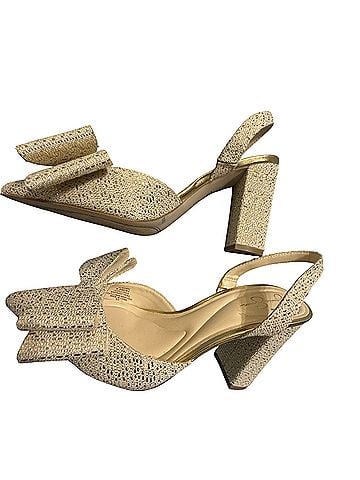 Jessica Simpson Heels (view 2)