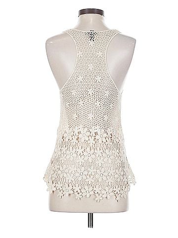 FANG Sleeveless Top (view 2)