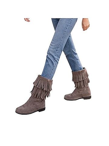 Minnetonka Boots (view 1)