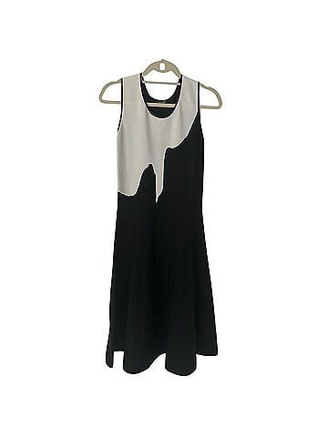 Isabel de Pedro Casual Dress (view 1)
