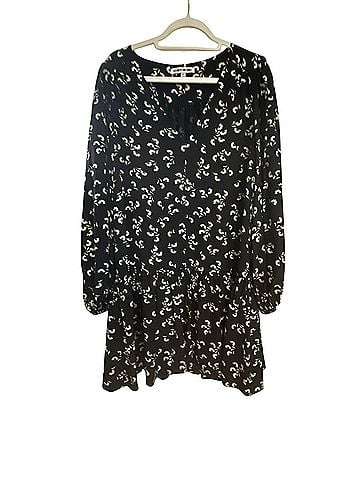 Elizabeth and James Casual Dress (view 1)