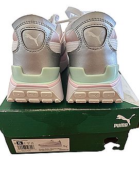 Puma Sneakers (view 2)