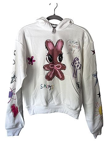 SKIMS Cotton Fleece Classic pullover Marble Happy Bunny Pullover Hoodie (view 1)