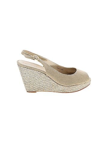 Tahari Tahari Wedges (view 1)