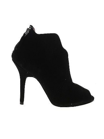 Charles Jourdan Charles Jourdan Heels (view 1)