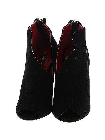 Charles Jourdan Charles Jourdan Heels (view 2)