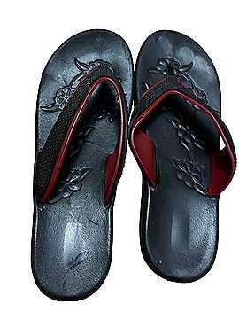 Amazon Basics Flip Flops (view 2)