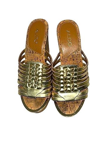 Aldo Wedges (view 1)