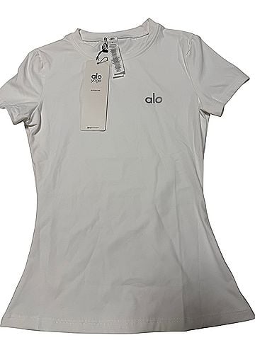 Alo Short Sleeve Blouse (view 1)