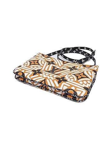 Louis Vuitton Louis Vuitton LV Crafty Pochette Double Zip M69488 Shoulder Bag (view 2)