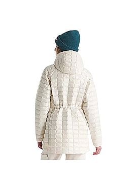 The North Face Thermoball Hooded Parka Snow Jacket (view 2)