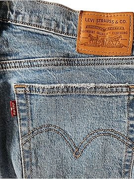 Levi's Wedgie Icon Fit Ankle Jeans (view 2)