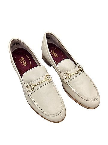 Munro American tanya Flats (view 1)