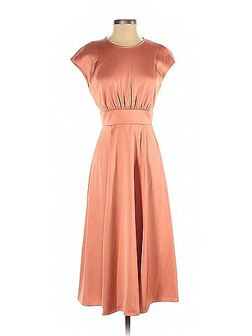 Gal Meets Glam Gal Meets Glam Casual Dress (view 1)