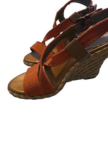 Banana Republic Banana Republic Wedges (view 2)