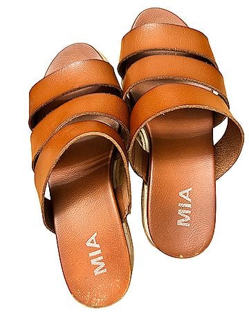 Mia Sandals (view 1)