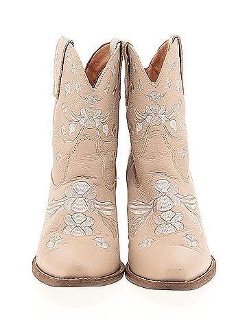 Dingo Dingo Ankle Boots (view 2)