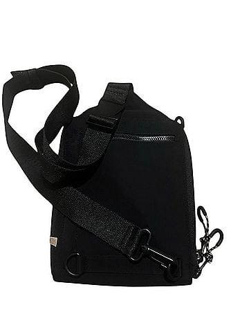 Béis Sling Bag Crossbody Bag (view 2)
