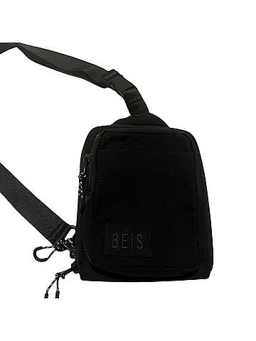 Béis Sling Bag Crossbody Bag (view 1)