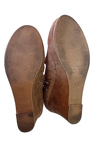 REPORT Wedges (view 2)