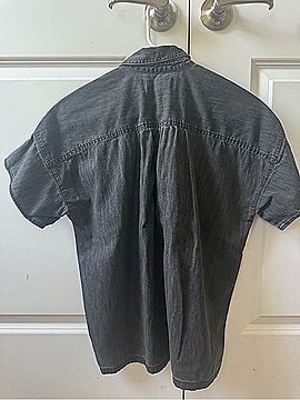 Madewell Black Denim Rolled-Sleeve Shirt Short Sleeve Button-Down Shirt (view 2)