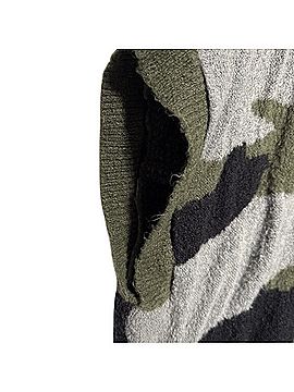 Moth Henrietta Pancho Poncho (view 2)