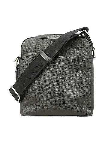 Louis Vuitton Louis Vuitton Taiga Anton Pochette Shoulder Bag M33431 Ardoise Men's (view 1)