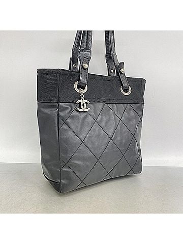 Chanel Chanel Paris Biarritz Tote Bag, Leather, Black, Women's, P3587722 (view 2)