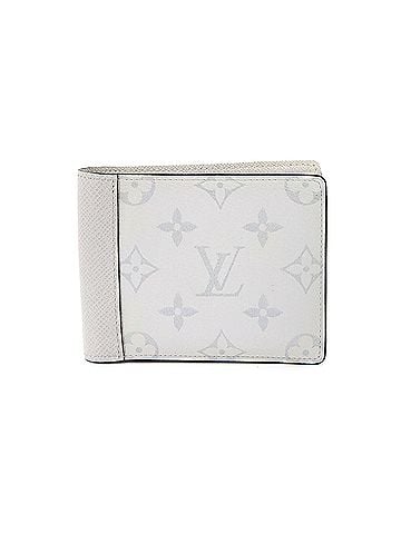 Louis Vuitton Louis Vuitton Taigarama Portefeuille Multiple Bi-fold Wallet, Blanc, M30300 (view 1)