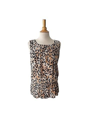 St. John Sleeveless Blouse (view 1)