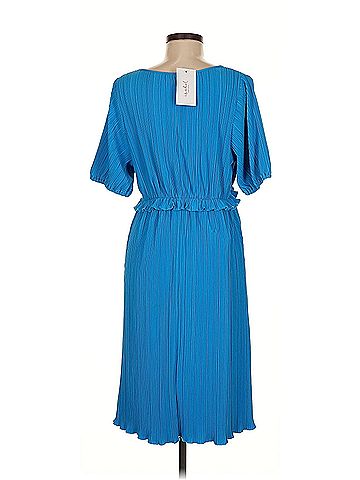 Ingrid + Isabel Ingrid + Isabel Casual Dress (view 2)