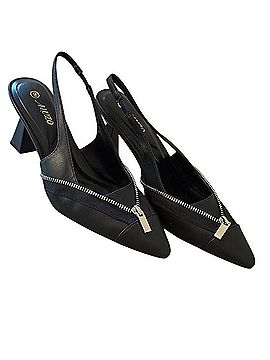 Amazon Essentials Heels (view 1)