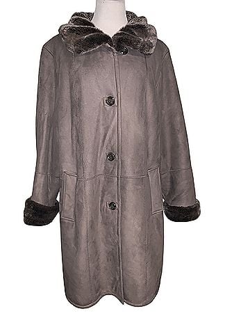 Gallery Coat (view 1)
