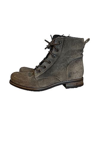 Taos Boots (view 1)