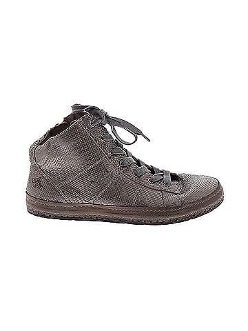 otBt Ot Bt Sneakers (view 1)