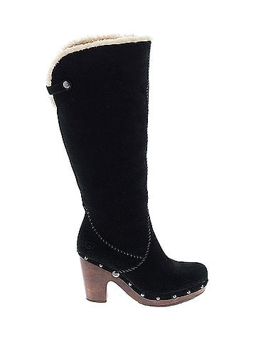 Ugg Ugg Boots (view 1)