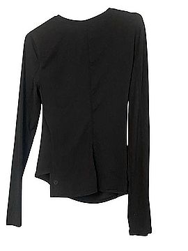 Lululemon Athletica Twist-Side Top Long Sleeve T-Shirt (view 2)