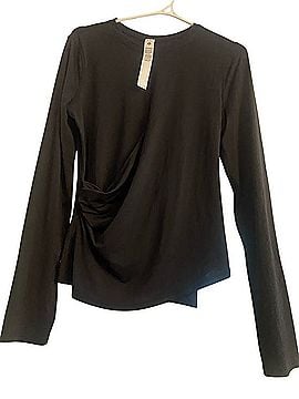Lululemon Athletica Twist-Side Top Long Sleeve T-Shirt (view 1)